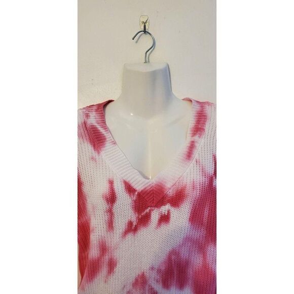 Hooked Up Long Sleeve V-neck Marble Sweatshirt - Picture 3 of 6